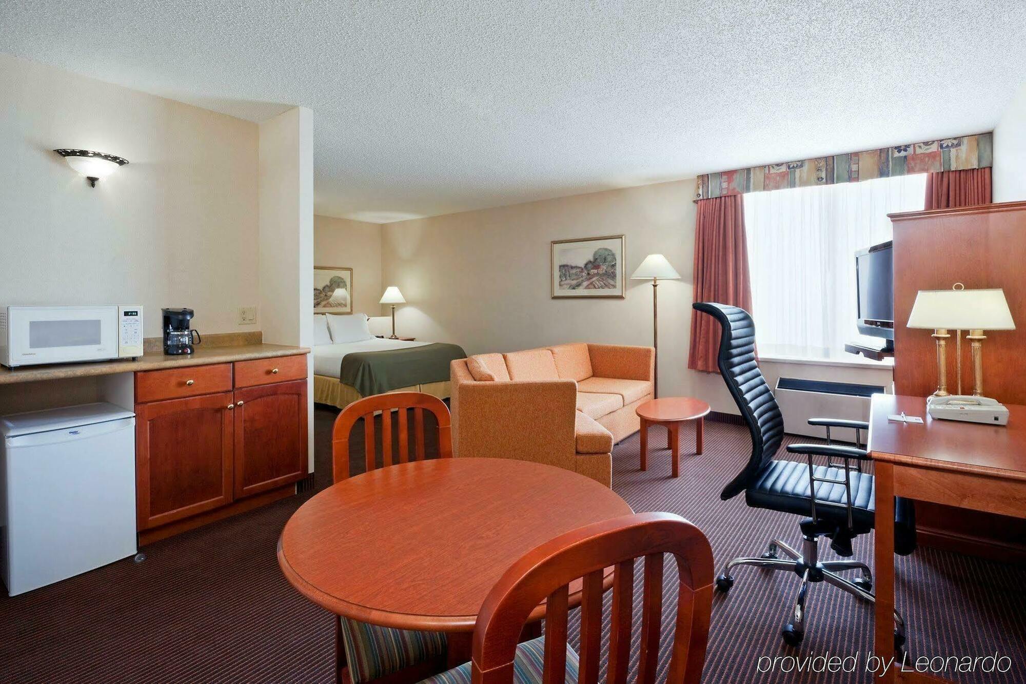 Quality Inn & Suites Regina Downtown Dış mekan fotoğraf