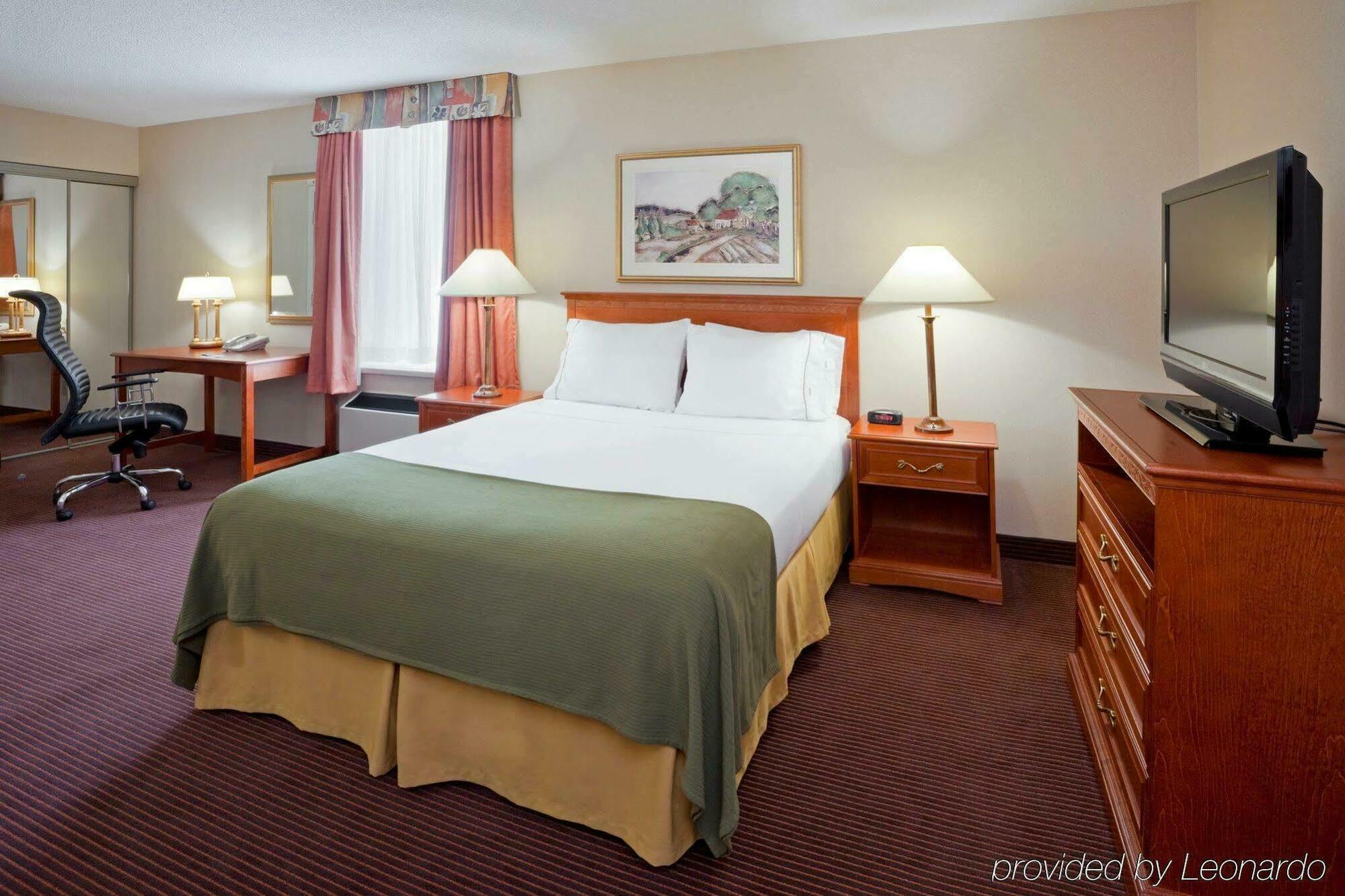 Quality Inn & Suites Regina Downtown Dış mekan fotoğraf